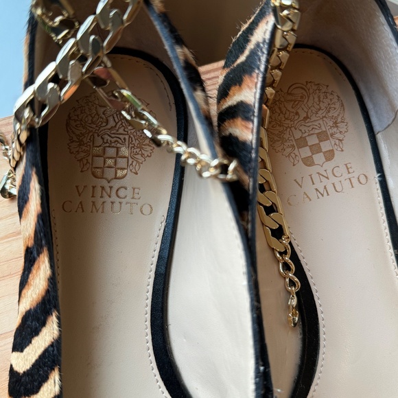 Vincent Camuto ankle chain “Latenla” tiger print cow hair square toe ballet flat - Picture 4 of 12